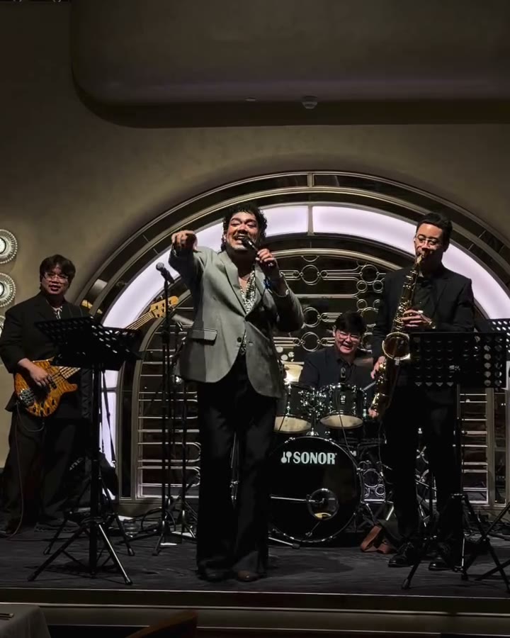 Frank & The Bangkok Brass